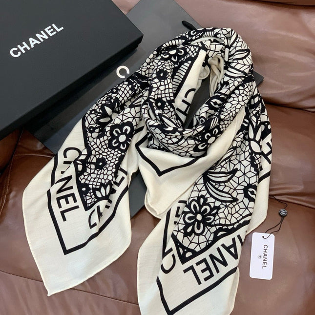 CHANEL 25S SCARF 135 CM IN CASHMERE AND SILK 943316