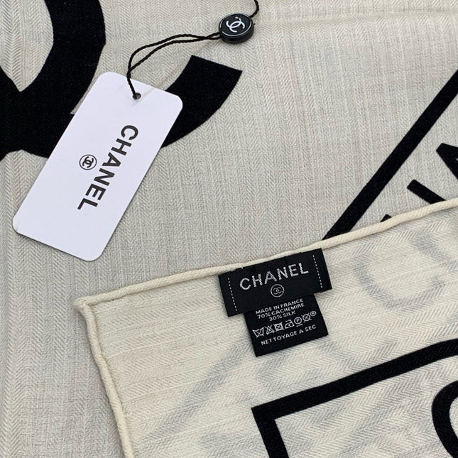 CHANEL 25S SCARF 135 CM IN CASHMERE AND SILK 943316