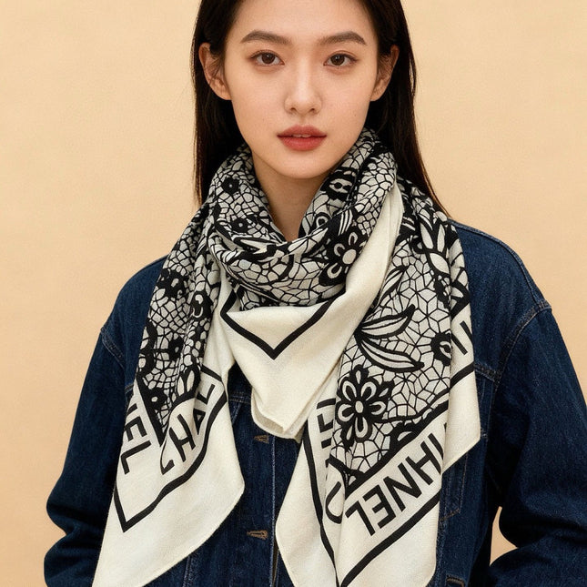 CHANEL 25S SCARF 135 CM IN CASHMERE AND SILK 943316