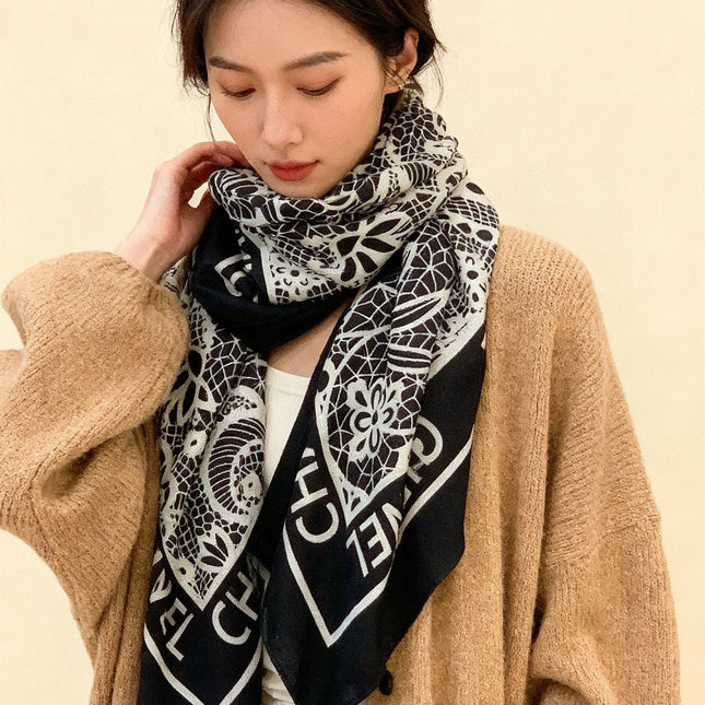CHANEL 25S SCARF 135 CM IN CASHMERE AND SILK 943317