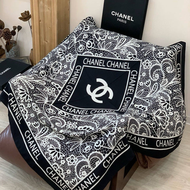 CHANEL 25S SCARF 135 CM IN CASHMERE AND SILK 943317