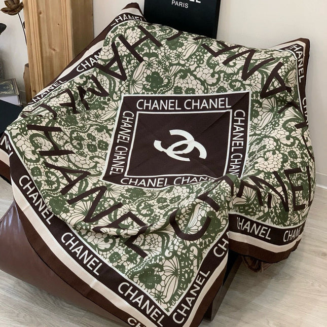 CHANEL 25S SCARF 135 CM IN CASHMERE AND SILK 943318