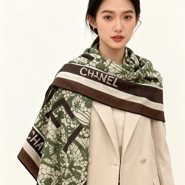 CHANEL 25S SCARF 135 CM IN CASHMERE AND SILK 943318