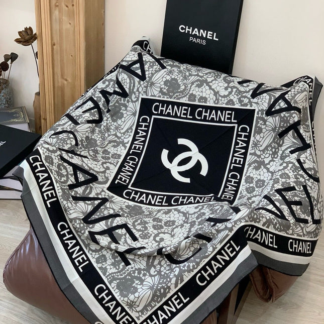 CHANEL 25S SCARF 135 CM IN CASHMERE AND SILK 943319