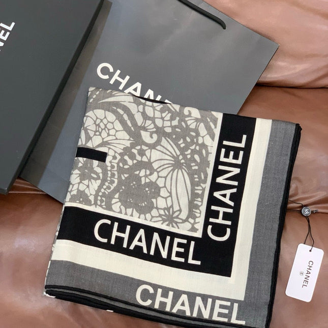 CHANEL 25S SCARF 135 CM IN CASHMERE AND SILK 943319