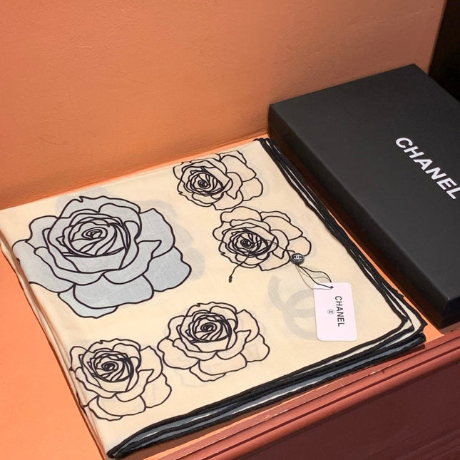 CHANEL 25S SCARF 140 CM IN CASHMERE AND SILK 943335