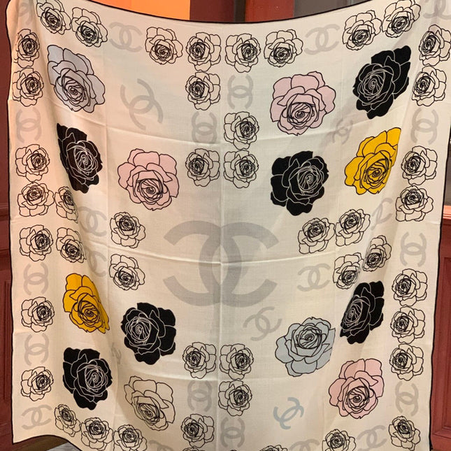 CHANEL 25S SCARF 140 CM IN CASHMERE AND SILK 943335