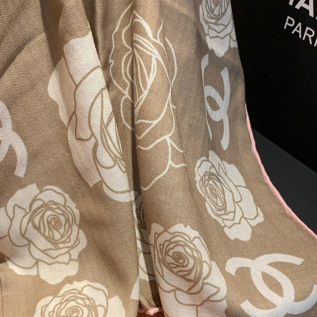 CHANEL 25S SCARF 140 CM IN CASHMERE AND SILK 943337