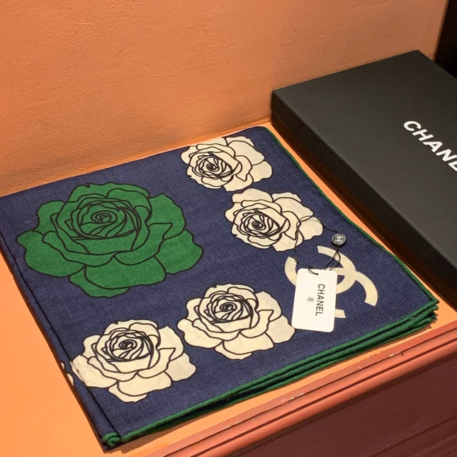 CHANEL 25S SCARF 140 CM IN CASHMERE AND SILK 943338