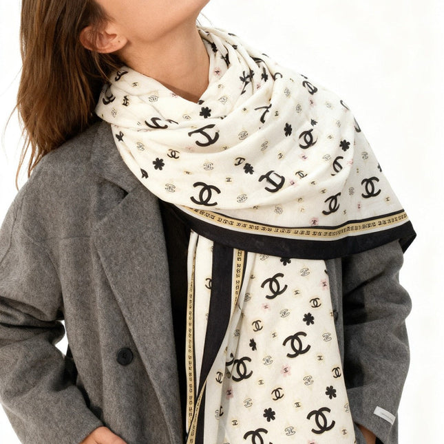 CHANEL 25S SCARF 140 CM IN CASHMERE AND SILK 943339