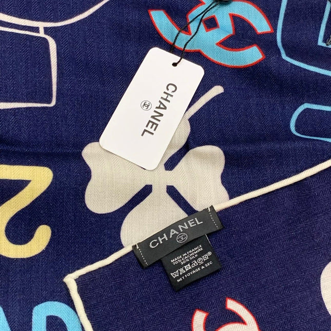 CHANEL 25S SCARF 135 CM IN CASHMERE SILK 943656