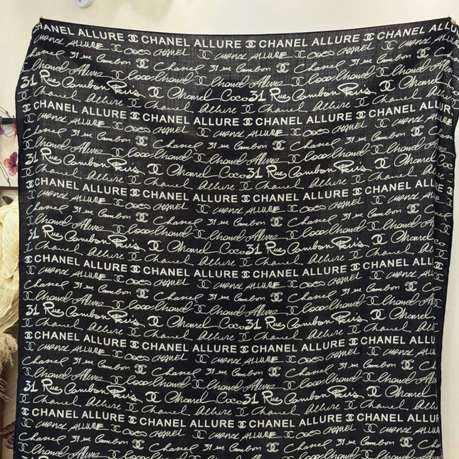 CHANEL 25S SCARF 135 CM IN CASHMERE SILK 943692