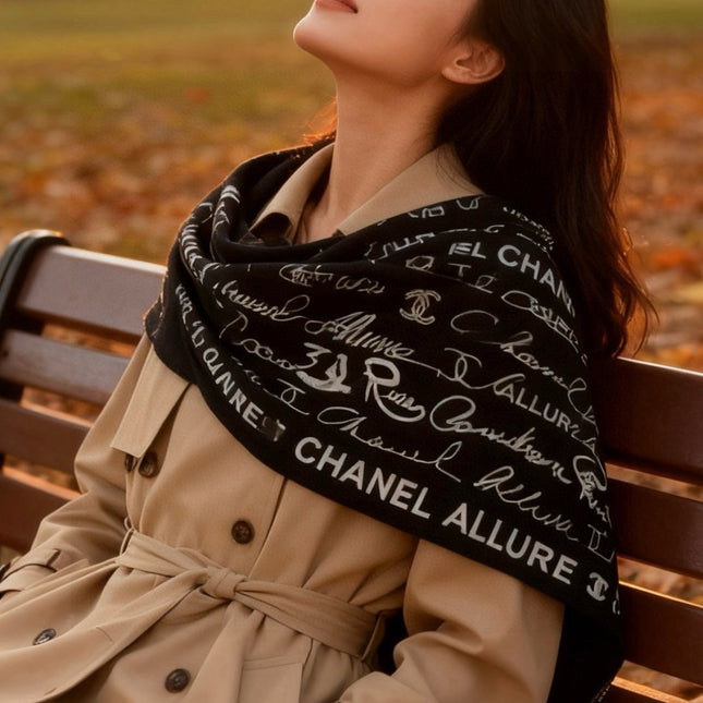 CHANEL 25S SCARF 135 CM IN CASHMERE SILK 943692