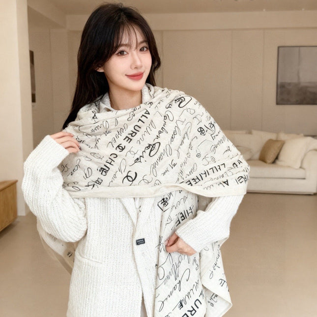 CHANEL 25S SCARF 135 CM IN CASHMERE SILK 943693