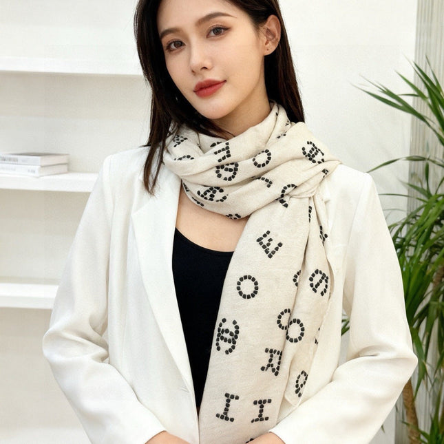 CHANEL 25S SCARF 135 CM IN CASHMERE SILK 943695