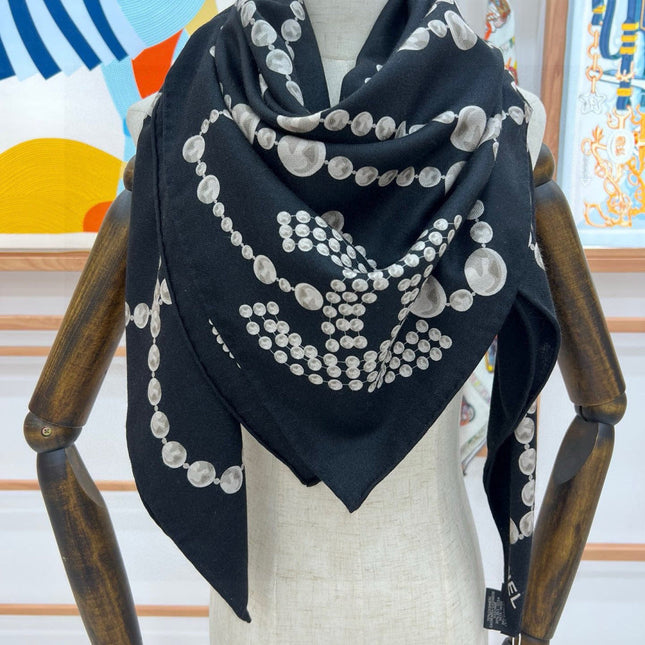 CHANEL 25S SCARF 140 IN CASHMERE 991649