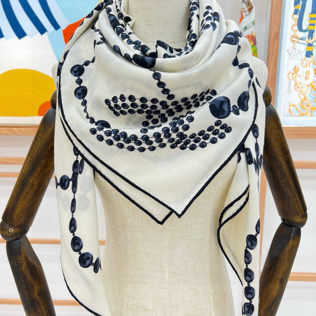 CHANEL 25S SCARF 140 IN CASHMERE 991650