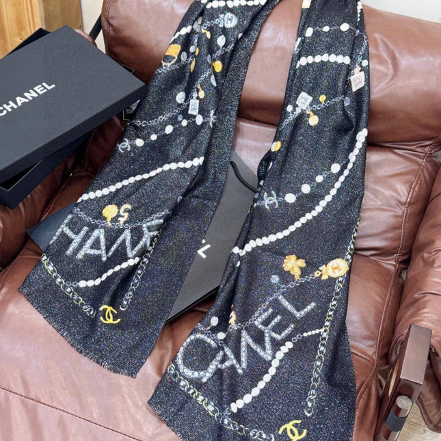 CHANEL 25S SCARF 200 IN CASHMERE 991713