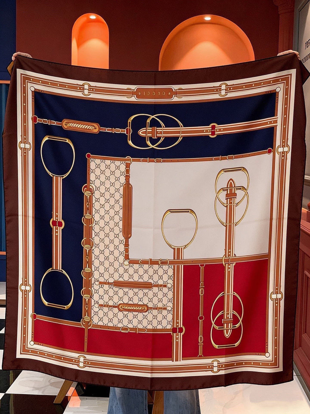 GUCCI 26S SCARF 140 IN CASHMERE AND SILK 290755