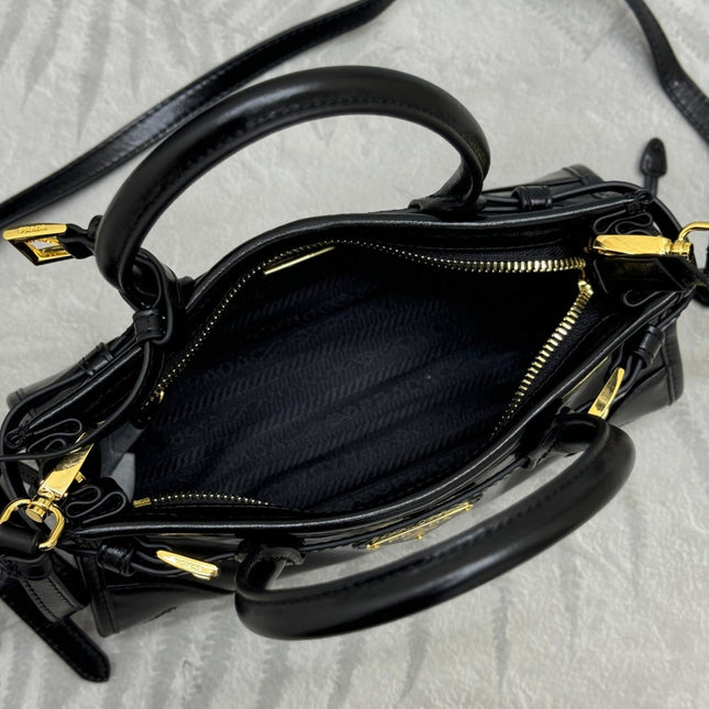 PRADA 25S BONNIE MINI HANDBAG 23 IN BLACK CALFSKIN GOLD HARDWARE