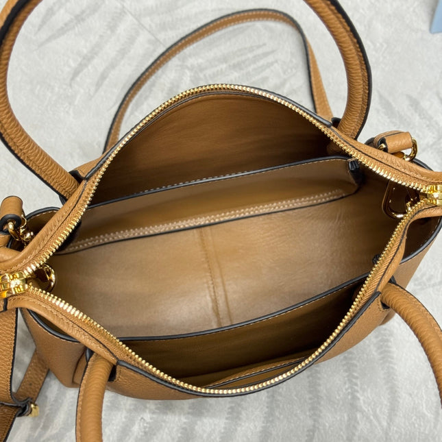 PRADA 25S SMALL BAG 23 IN CARAMEL CALFSKIN GOLD HARDWARE