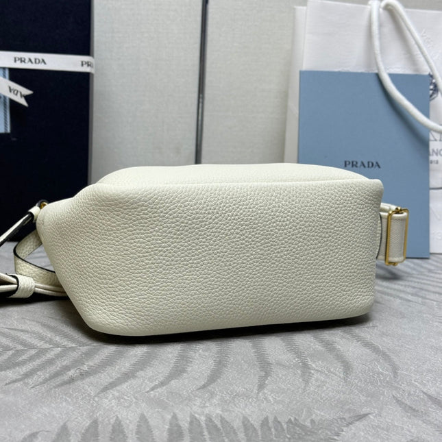 PRADA 25S SMALL BAG 23 IN IVORY CALFSKIN GOLD HARDWARE