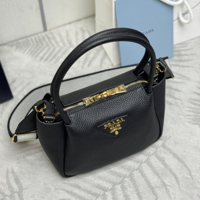 PRADA 25S SMALL BAG 23 IN BLACK CALFSKIN GOLD HARDWARE