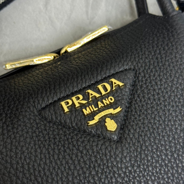 PRADA 25S SMALL BAG 23 IN BLACK CALFSKIN GOLD HARDWARE