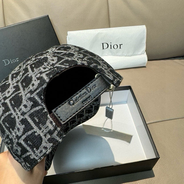 DIOR 26S MONOGRAM BASEBALL CAP STYLE 56