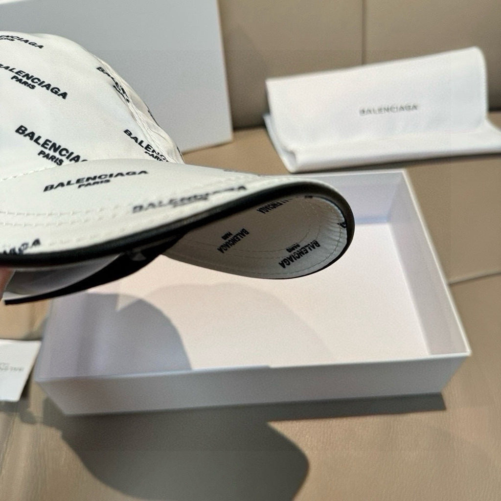 BALENCIAGA 26S BASEBALL CAP STYLE 33