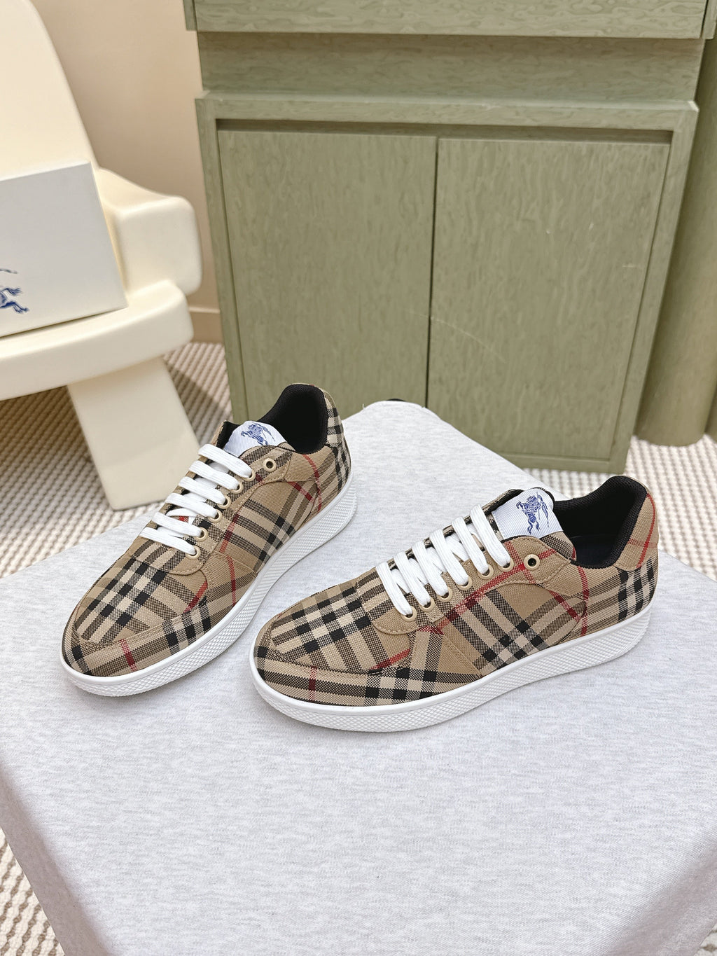 BURBERRY 26S PLAID TERRACE SNEAKERS IN LIGHT BROWN CANVAS