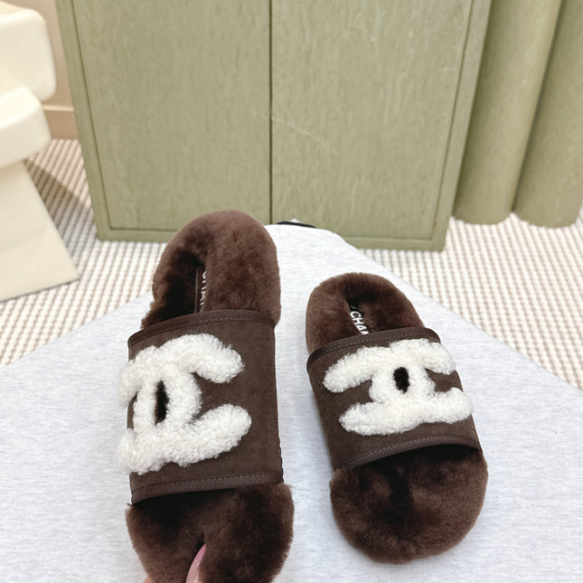 CHANEL 25S FUR SLIPPERS DOUBLE-LAYERED IN DARK BROWN WITH WHITE CC LOGO