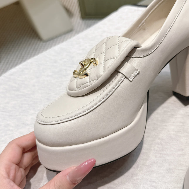 CHANEL 25S HIGH-HEELED MOCCASINS 80MM IN WHITE CALFSKIN GOLD HARDWARE