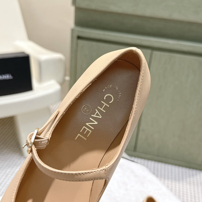 CHANEL 25S MARY JANE FLATS IN BEIGE LAMBSKIN WITH BLACK CAP TOE SILVER HARDWARE