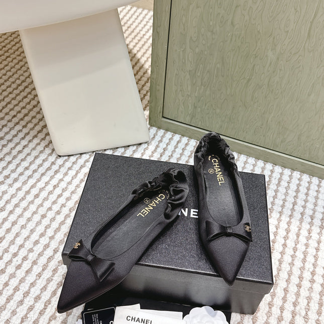 CHANEL 25S MARY JANE BALLET FLATS IN BLACK SILK SATIN