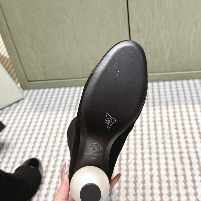 CHANEL 25S PEARL BOOTS IN BLACK SUEDE AND PATENT CALFSKIN