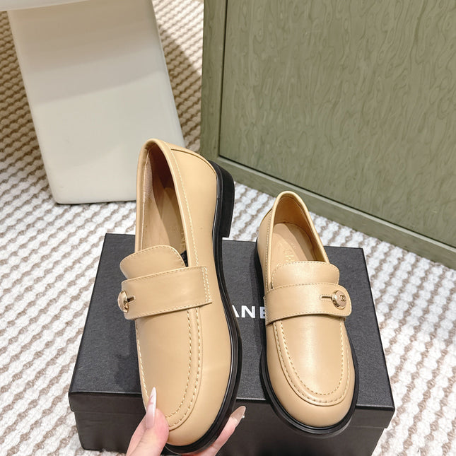 CHANEL 25S GODDESS FLAT LOAFERS IN WARM BEIGE CALFSKIN GOLD HARDWARE