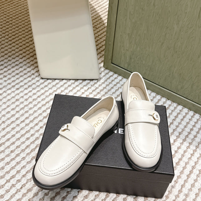 CHANEL 25S GODDESS FLAT LOAFERS IN WHITE CALFSKIN GOLD HARDWARE