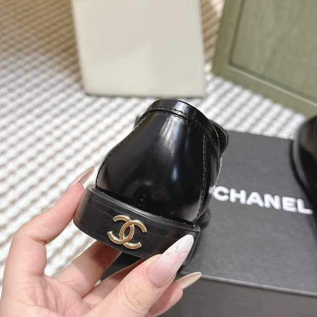 CHANEL 25S GODDESS FLAT LOAFERS IN BLACK GLOSSY CALFSKIN GOLD HARDWARE