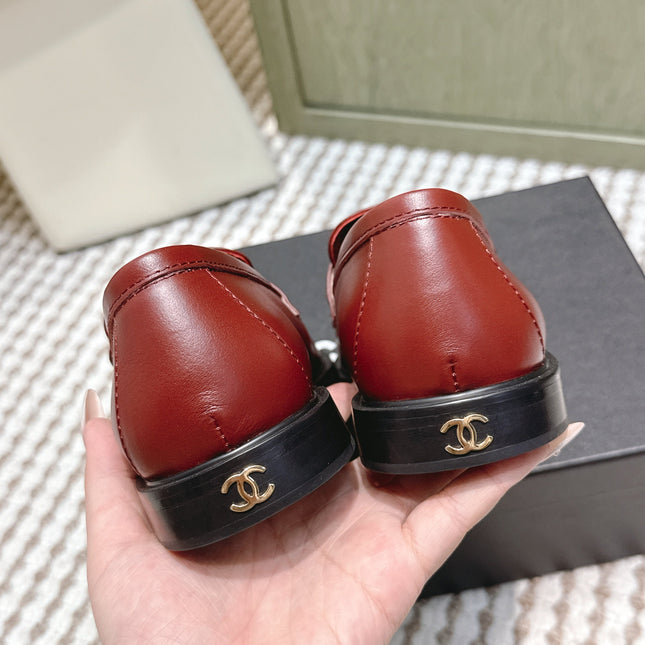 CHANEL 25S GODDESS FLAT LOAFERS IN DARK RED CALFSKIN GOLD HARDWARE
