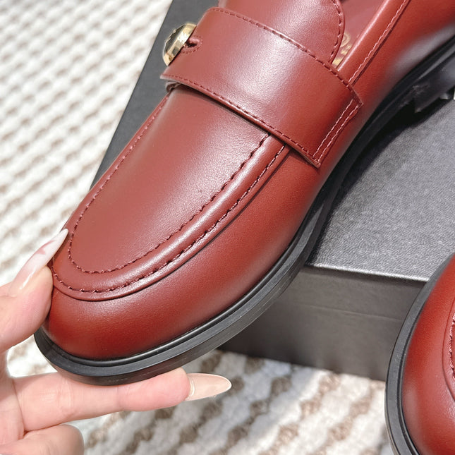CHANEL 25S GODDESS FLAT LOAFERS IN DARK RED CALFSKIN GOLD HARDWARE