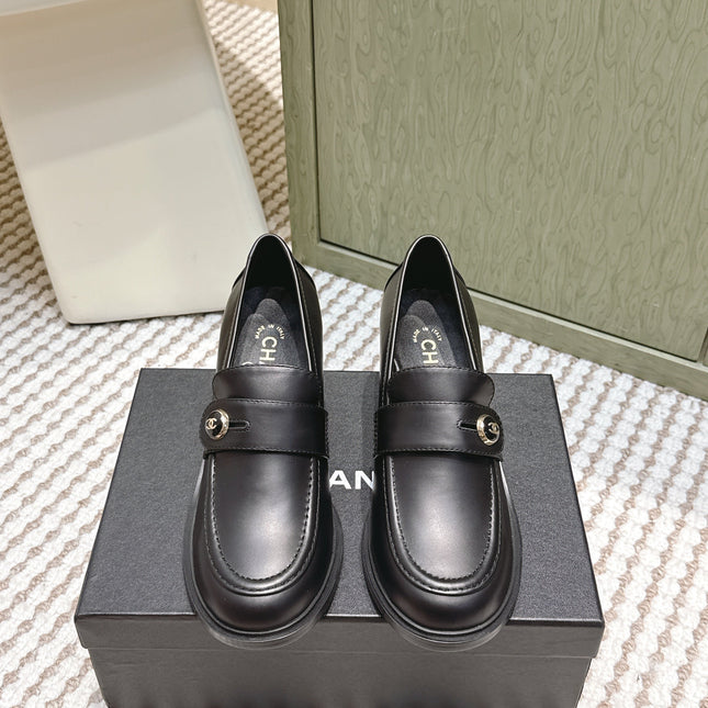 CHANEL 25S GODDESS MOCCASIN LOAFERS 65MM IN BLACK CALFSKIN GOLD HARDWARE