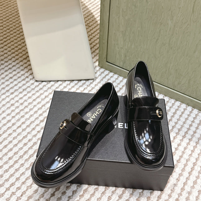 CHANEL 25S GODDESS MOCCASIN LOAFERS 65MM IN BLACK GLOSSY CALFSKIN GOLD HARDWARE
