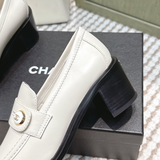 CHANEL 25S GODDESS MOCCASIN LOAFERS 65MM IN WHITE CALFSKIN GOLD HARDWARE