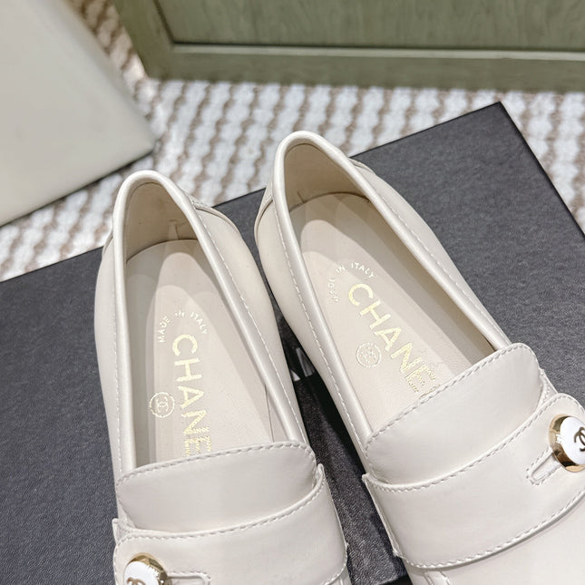 CHANEL 25S GODDESS MOCCASIN LOAFERS 65MM IN WHITE CALFSKIN GOLD HARDWARE