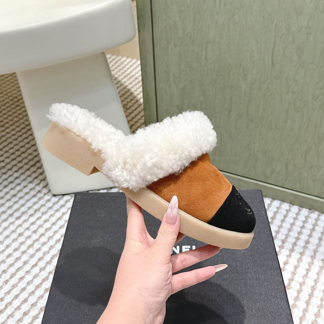 CHANEL 25S INDOOR SLIPPERS IN CARAMEL AND BLACK SUEDE FUR-LINED