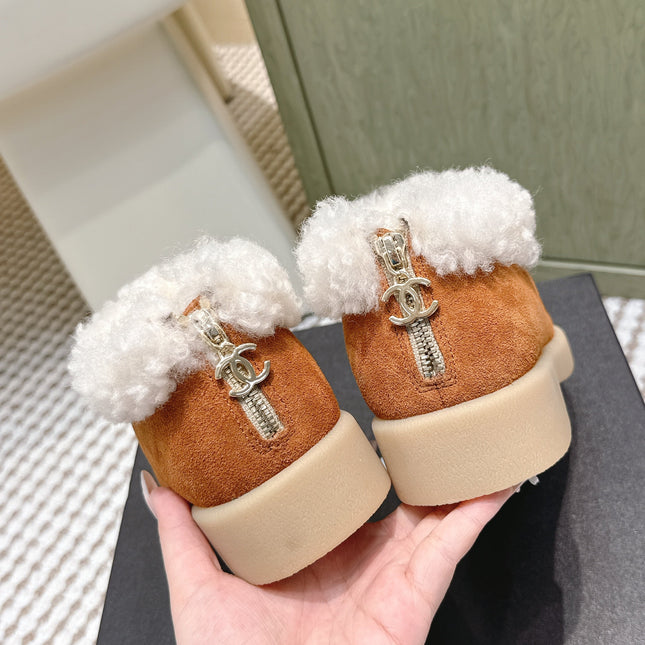 CHANEL 25S SHORT SUEDE BOOTS IN CARAMEL AND BLACK WITH SHEEPSKIN LINING