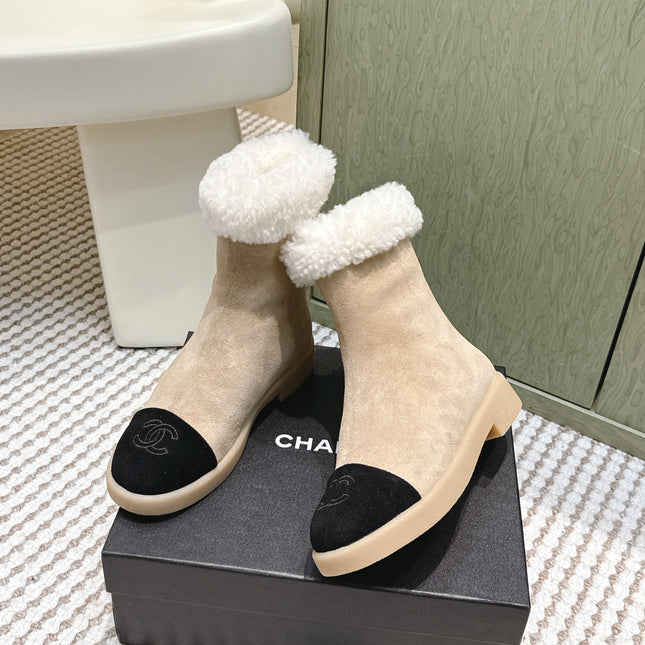 CHANEL 25S CALF-HIGH BOOTS IN BLACK AND BEIGE SUEDE LINED WITH SHEEPSKIN