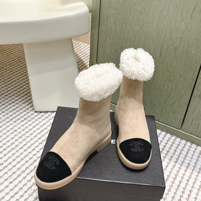 CHANEL 25S CALF-HIGH BOOTS IN BLACK AND BEIGE SUEDE LINED WITH SHEEPSKIN