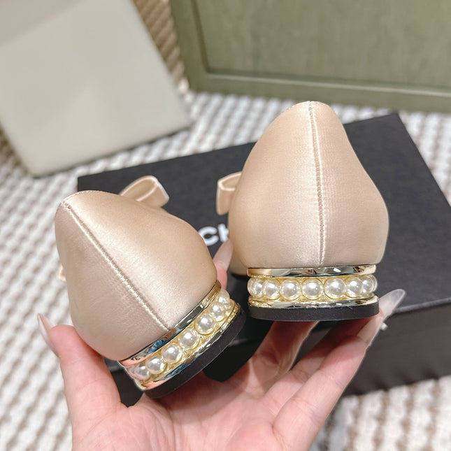 CHANEL 25S MARY JANE BALLET FLATS IN BEIGE SILK WITH BOW